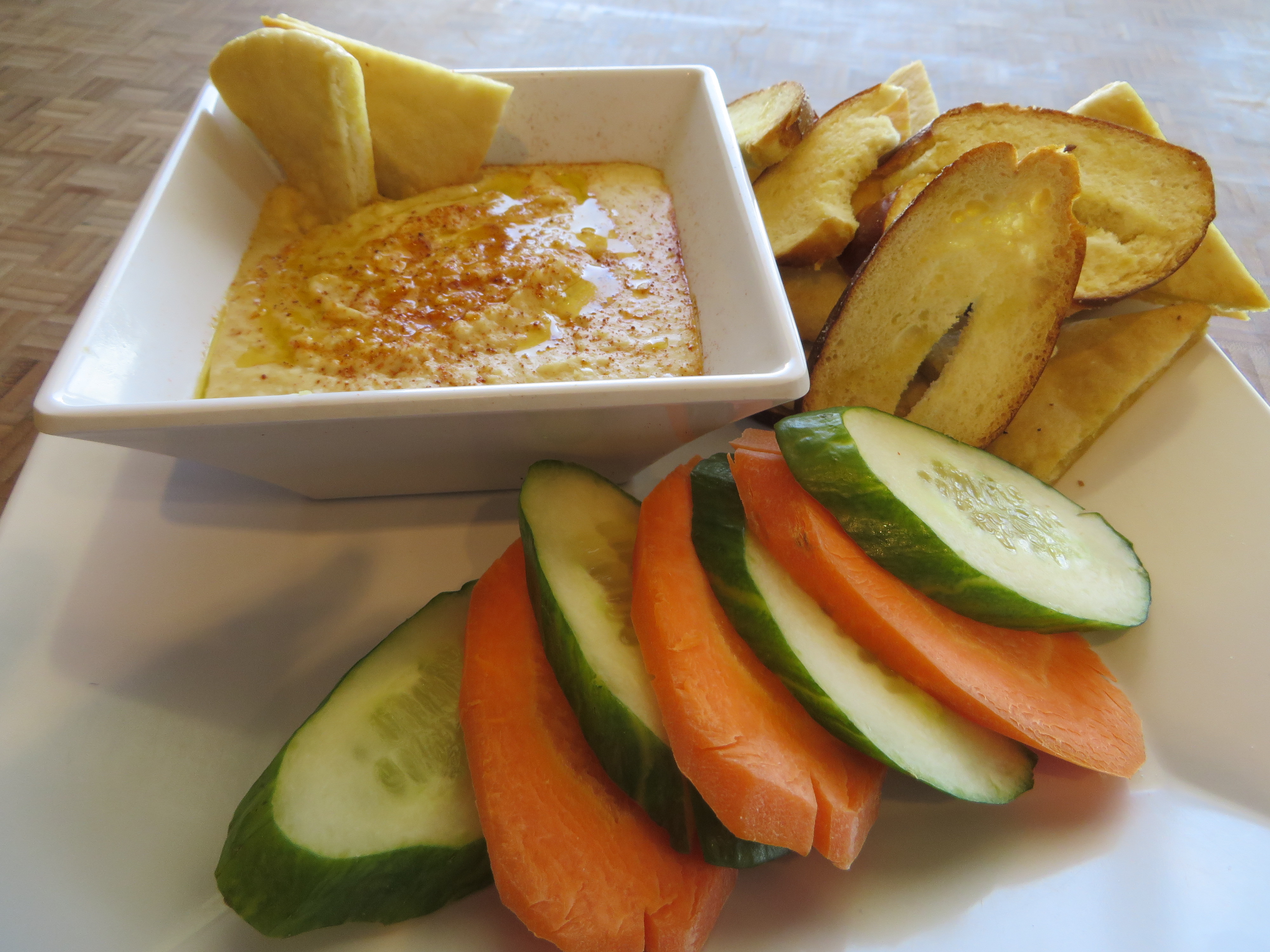 Egyptian Hummus at Seaside Bar and Grill